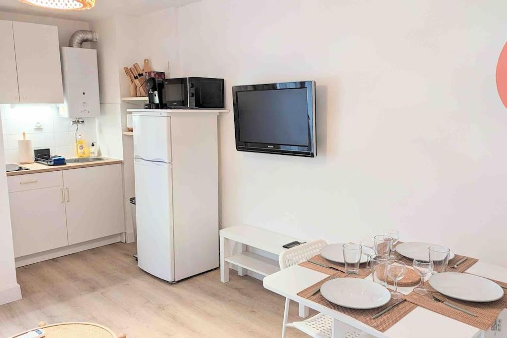 Studio Climatise 4 Pers, Balcon, Parking ลา กร็องเดอ-ม็อต ภายนอก รูปภาพ